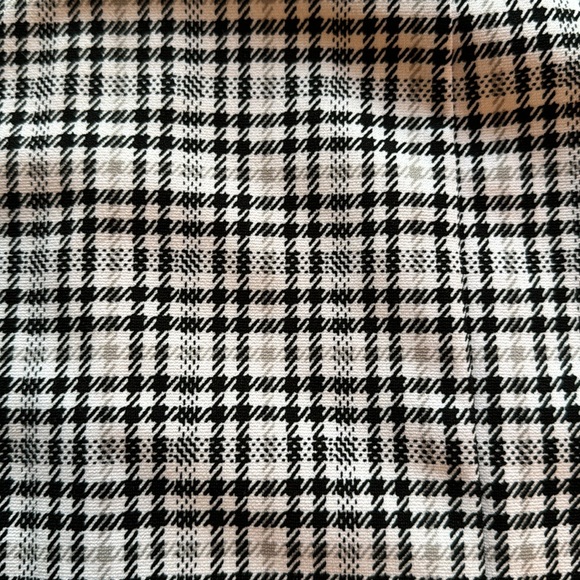 Calvin Klein pencil skirt - Picture 2 of 5